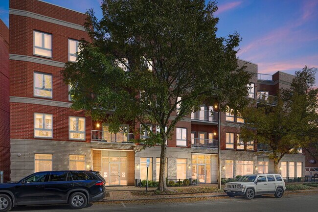 Primary Photo - 1415 Sherman Ave