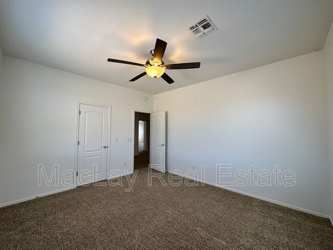 Building Photo - 7847 E Portobello Ave