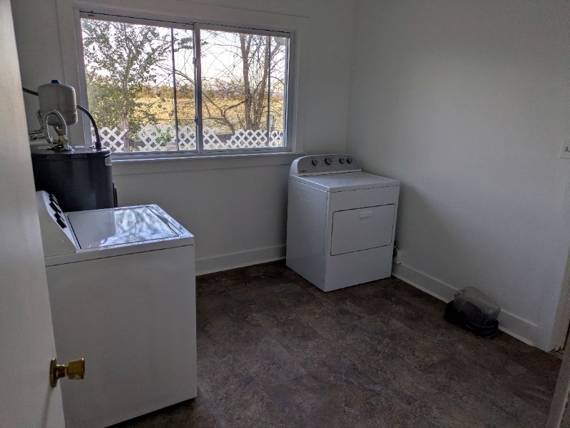 Building Photo - 217 Church St