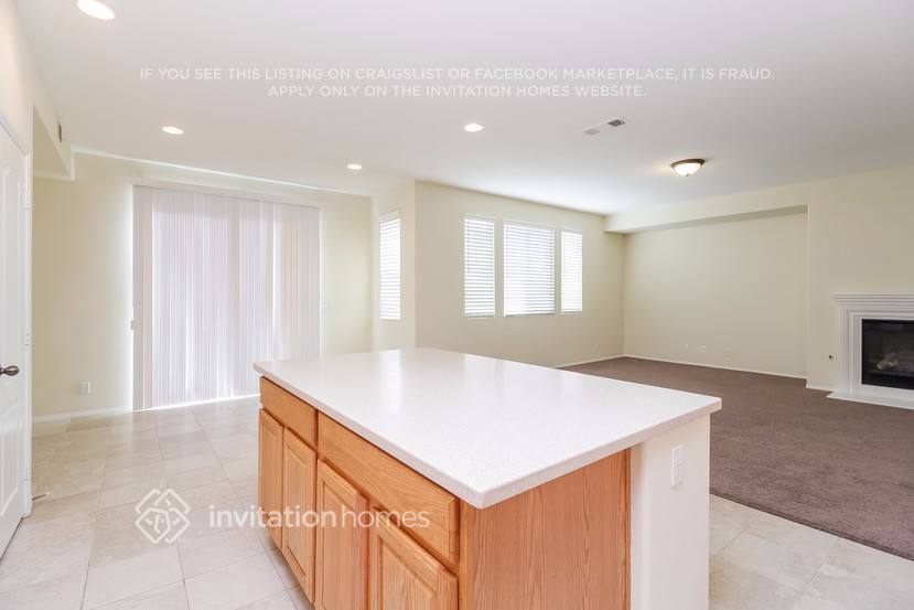 Building Photo - 1717 Ropehaven Cir