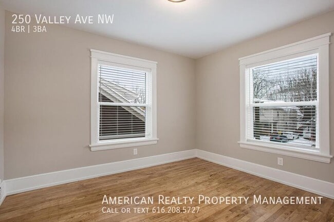 Building Photo - 250 Valley Ave NW