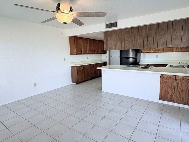Building Photo - Cozy 3 bed/2 bath home in North East Tucson