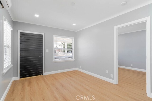 Building Photo - 1051 Western Ave