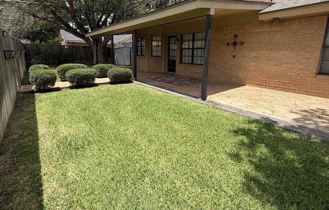 Building Photo - 4717 Elma Dr