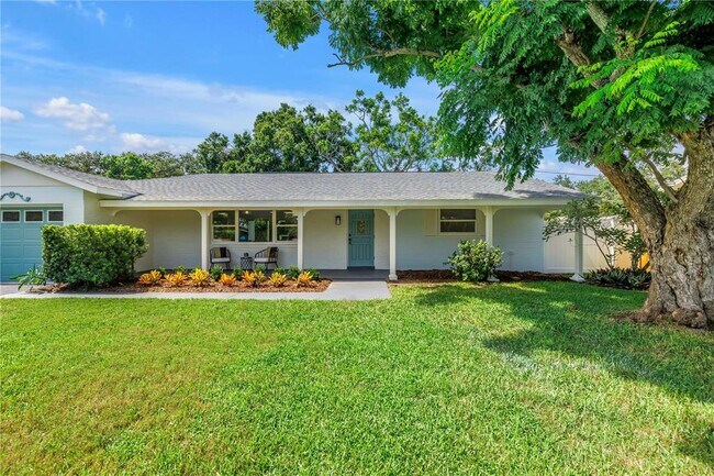 Primary Photo - 6161 35th Ave N