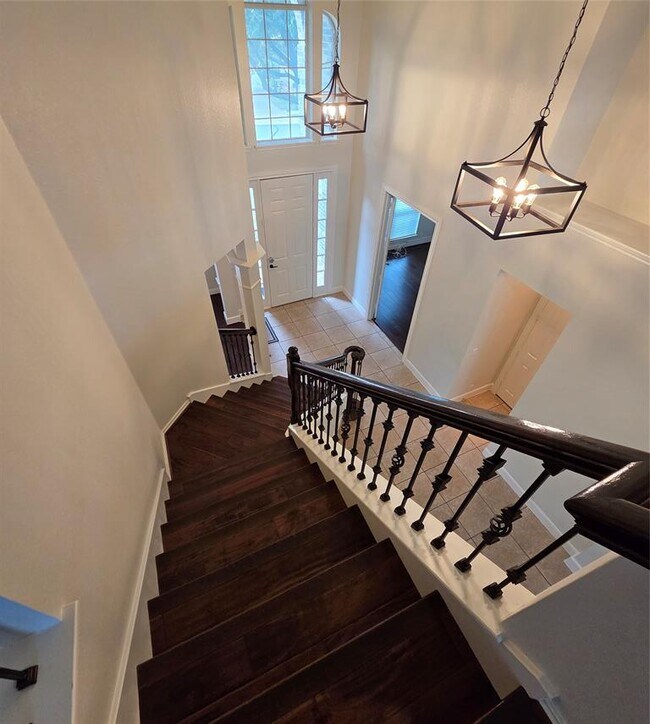 Building Photo - 8213 Endeavor Cir