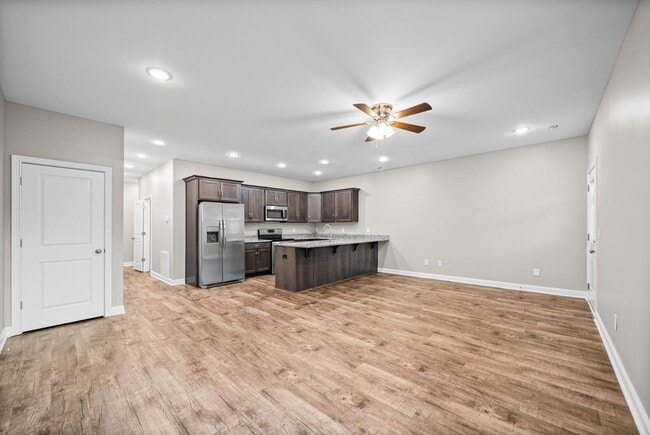 Building Photo - 1173 Meadowhill Ln