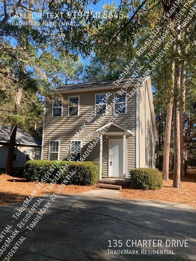 Building Photo - 135 Charter Dr