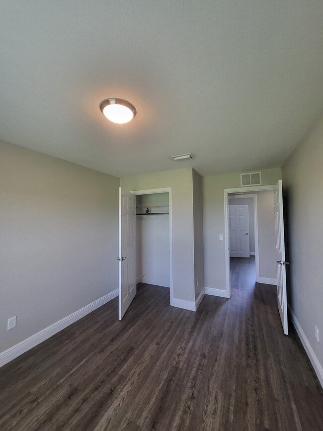 Building Photo - 8309 Lena Ct