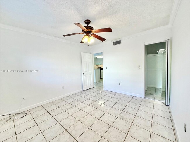 Building Photo - 4275 NW S Tamiami Canal Dr