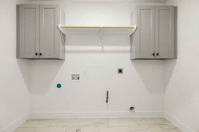 Building Photo - 6326 Del Rio St