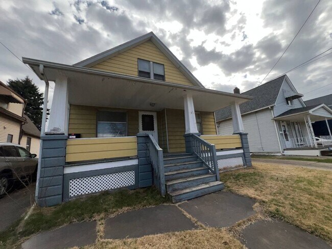 Building Photo - 4091 E 56th St