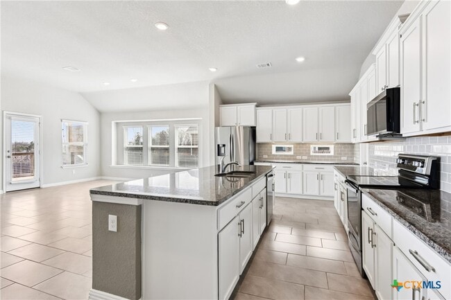 Building Photo - 1225 Havens Cross