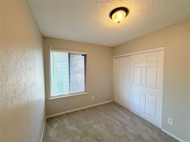 Building Photo - 9626 Covey Ridge Ln