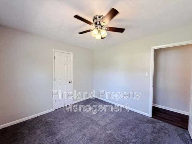 Building Photo - 1690 Clairborne Dr