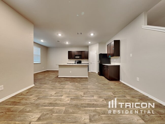Building Photo - 3311 Angus Crossing