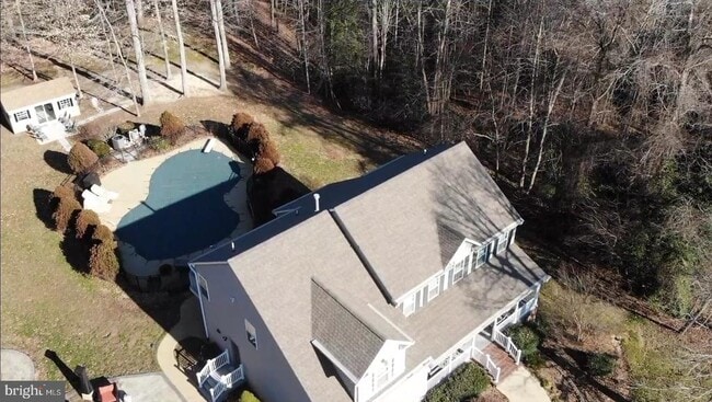 Building Photo - 7420 Mayflower Ct