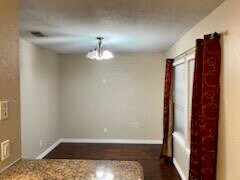 Building Photo - 900 Elmhill Ct