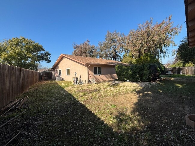 Building Photo - Beautiful Single-Story Gem in Vacaville!