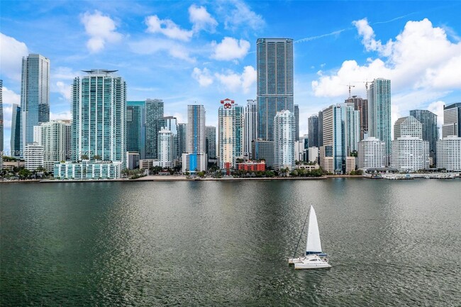 Primary Photo - 1155 Brickell Bay Dr