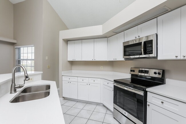 Building Photo - 238 Satinwood Cir