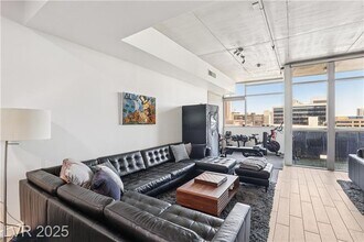 Building Photo - Downtown Las Vegas Luxury Condo with Moder...