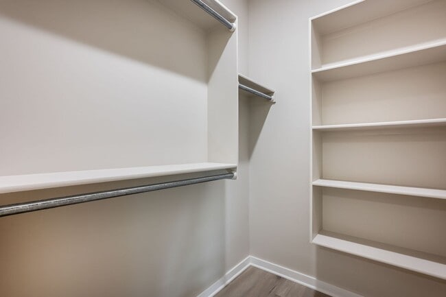 Building Photo - Pineway Aria Plan