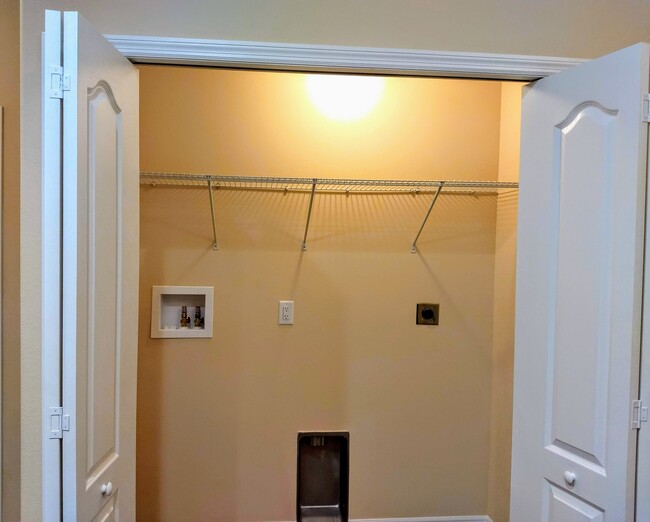 Washer and Dryer Closet - 9358 N Peachtree Way