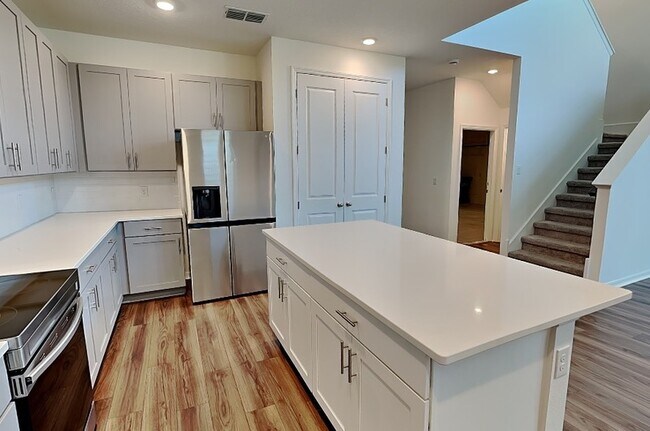 Building Photo - 2046 Derwent Dr