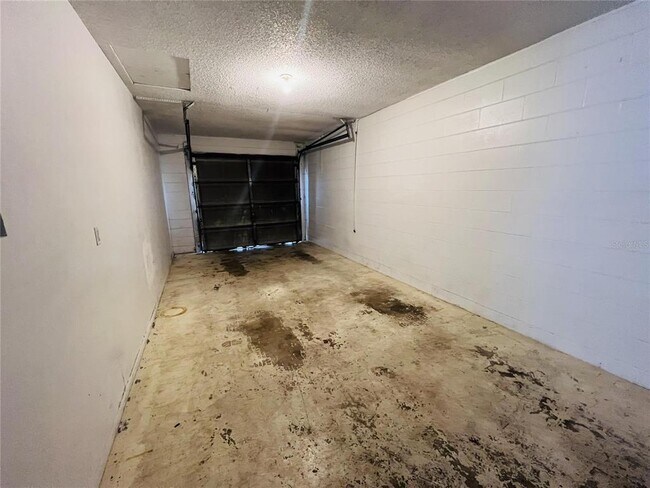 Building Photo - 12914 Ohio Woods Ln