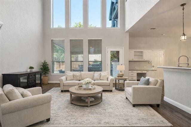 Building Photo - 3581 Senate Ln