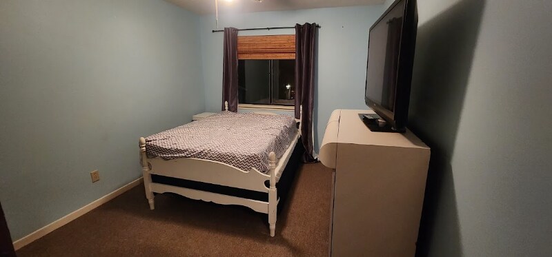 Building Photo - 1305 Capri Dr