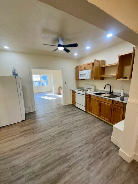 Building Photo - 1504 Philo Rd