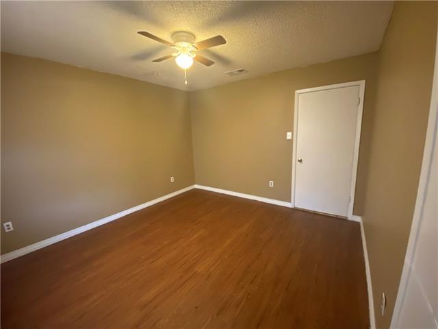 Building Photo - 705 Rue St