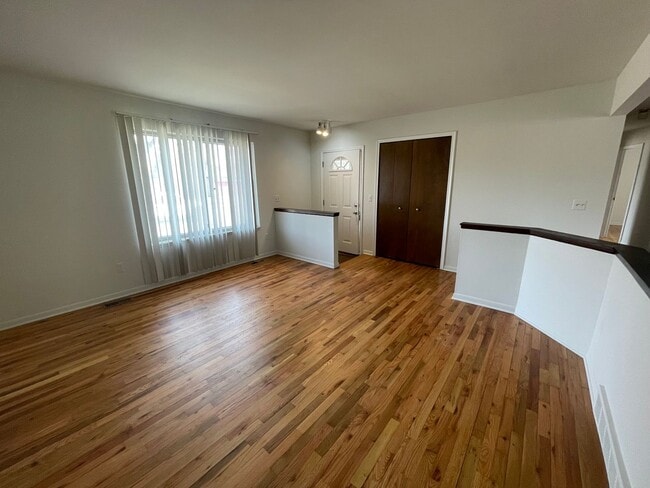 Building Photo - Fraser - 3 Bedroom Ranch with basement and garage.  Immediate Occupancy!