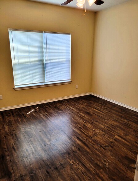 Building Photo - 6913 Appomattox Dr