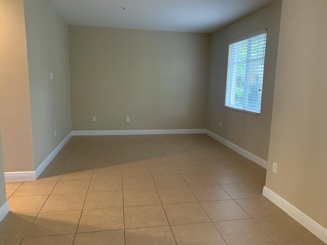 Building Photo - 3803 NW 5th Terrace