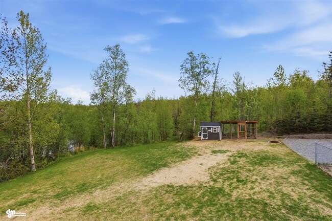 Building Photo - Luxury Alaska Living with Room to Spread Out — Mountain Views, Massive Garage & Incredible Commut...