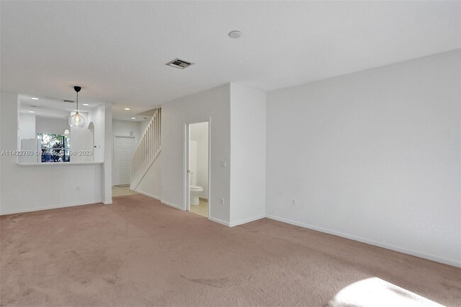 Building Photo - 2613 SW 83rd Terrace