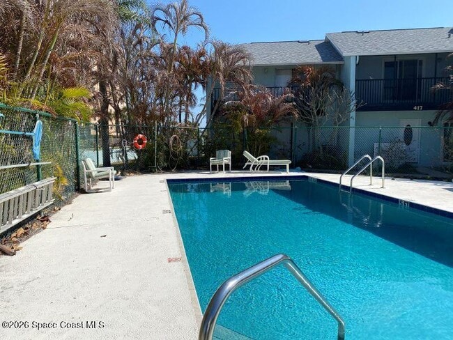 Building Photo - 403 Hayes Ave