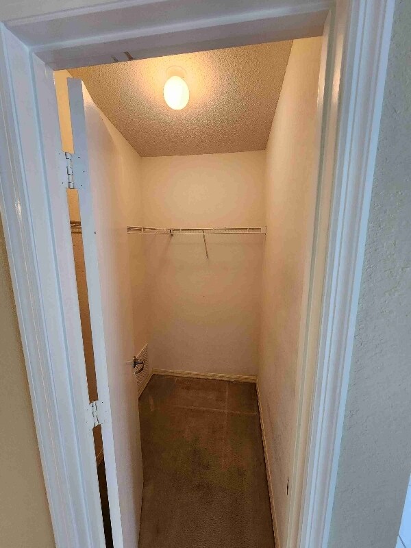 Building Photo - 7493 Briarbay Loop