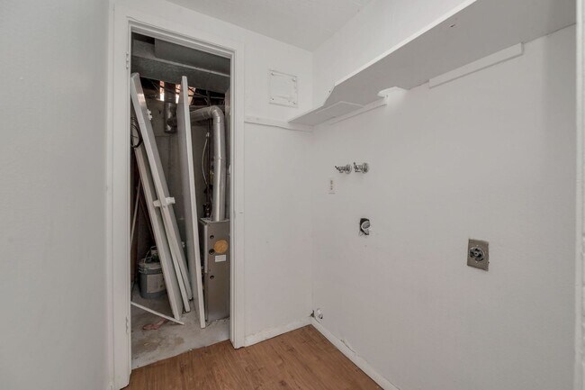Building Photo - 5663 W 3980 S