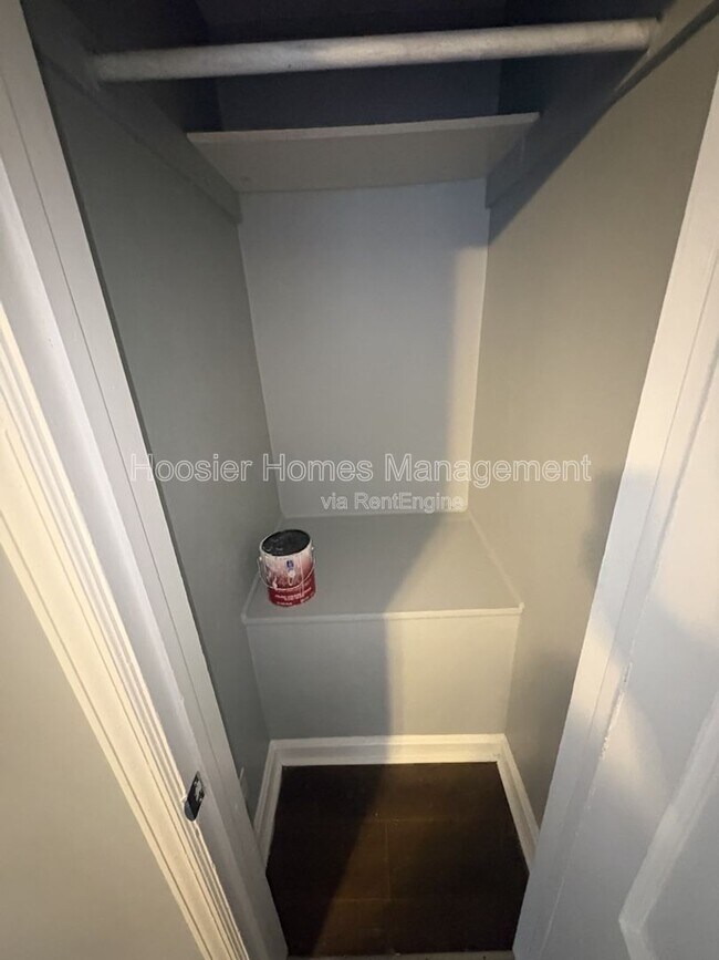 Building Photo - 1035 N Centennial St