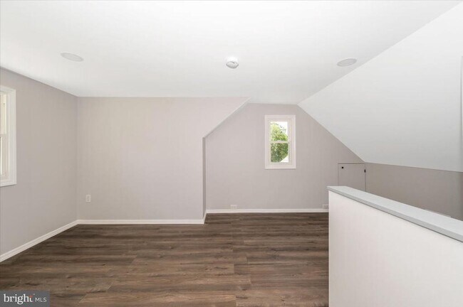Building Photo - 13205 Okinawa Ave