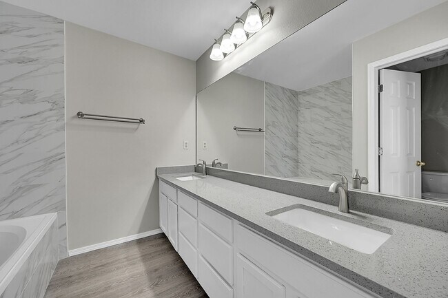 Building Photo - 7732 Middle Bay Way