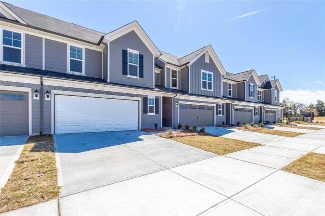 Building Photo - 23018 Clarabelle Dr