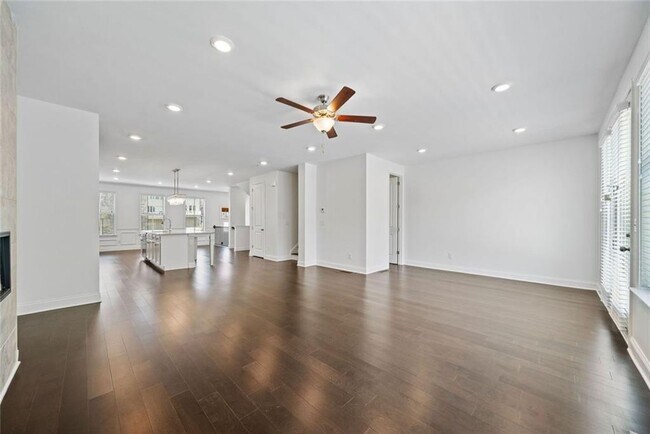Building Photo - 4232 Hickory Pne Aly