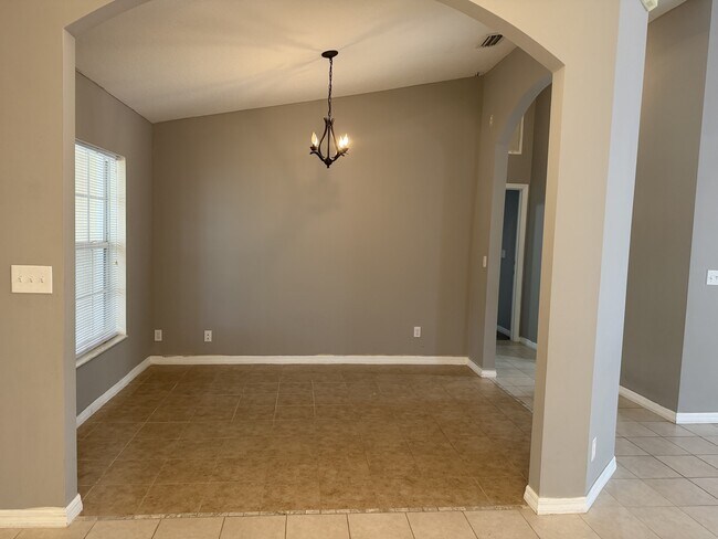 Building Photo - 4542 SW Savona Blvd