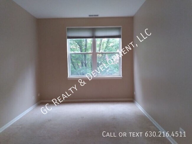 Building Photo - 1225 N Orleans-Unit 603