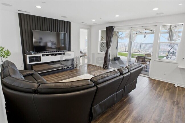 Building Photo - 17952 Spire Ct